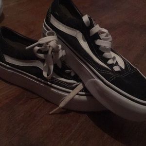 Vans Shoes - Vans old “Skool”barley used(will come clean) Vans Shoes - Vans old “Skool”barley used(will come clean)